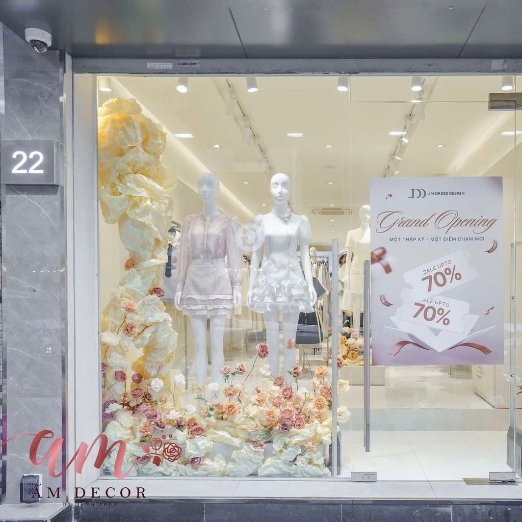 HOA TRANG TRÍ SHOWROOM PIERRE & FLEURS