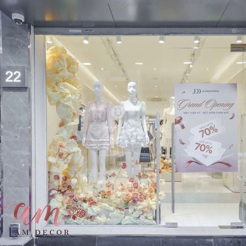  HOA TRANG TRÍ SHOWROOM PIERRE & FLEURS 