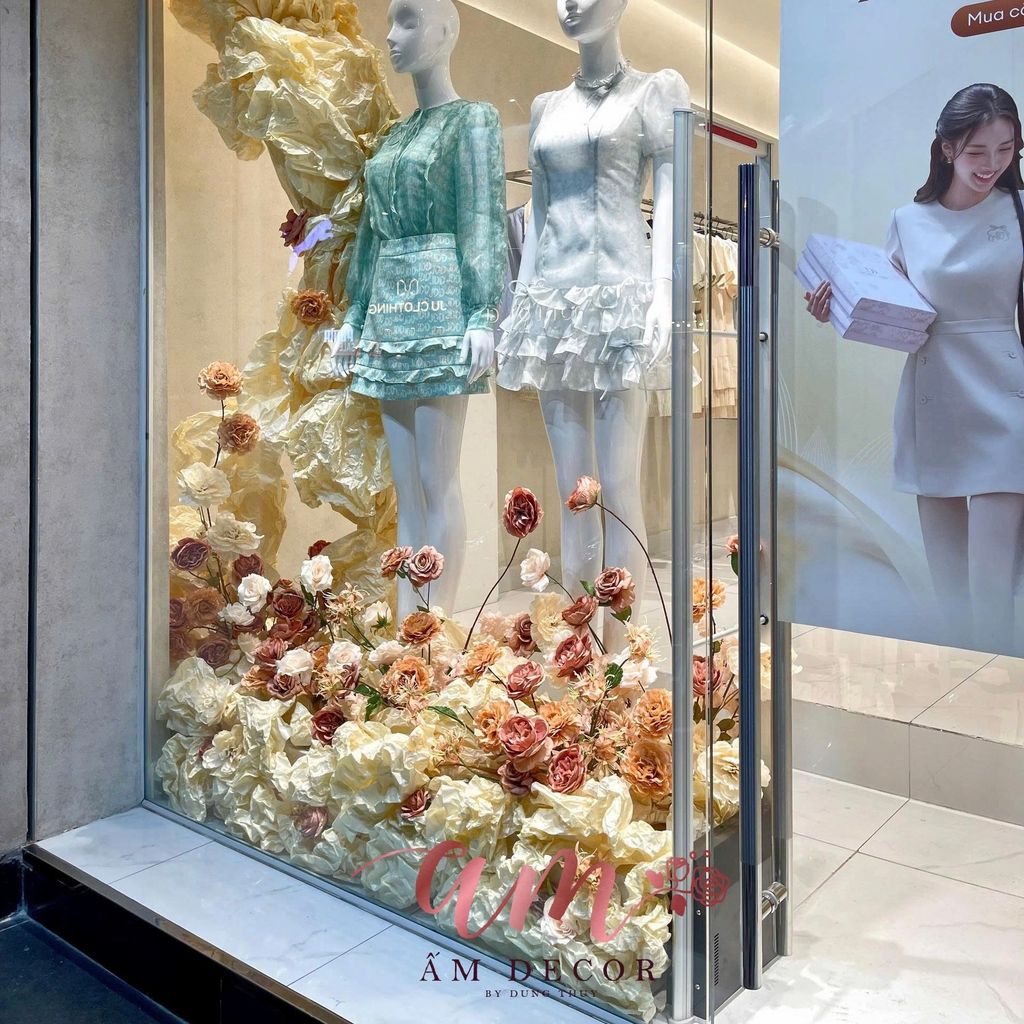 HOA TRANG TRÍ SHOWROOM PIERRE & FLEURS