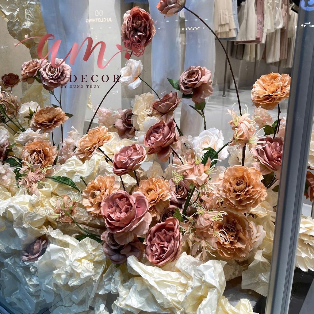 HOA TRANG TRÍ SHOWROOM PIERRE & FLEURS
