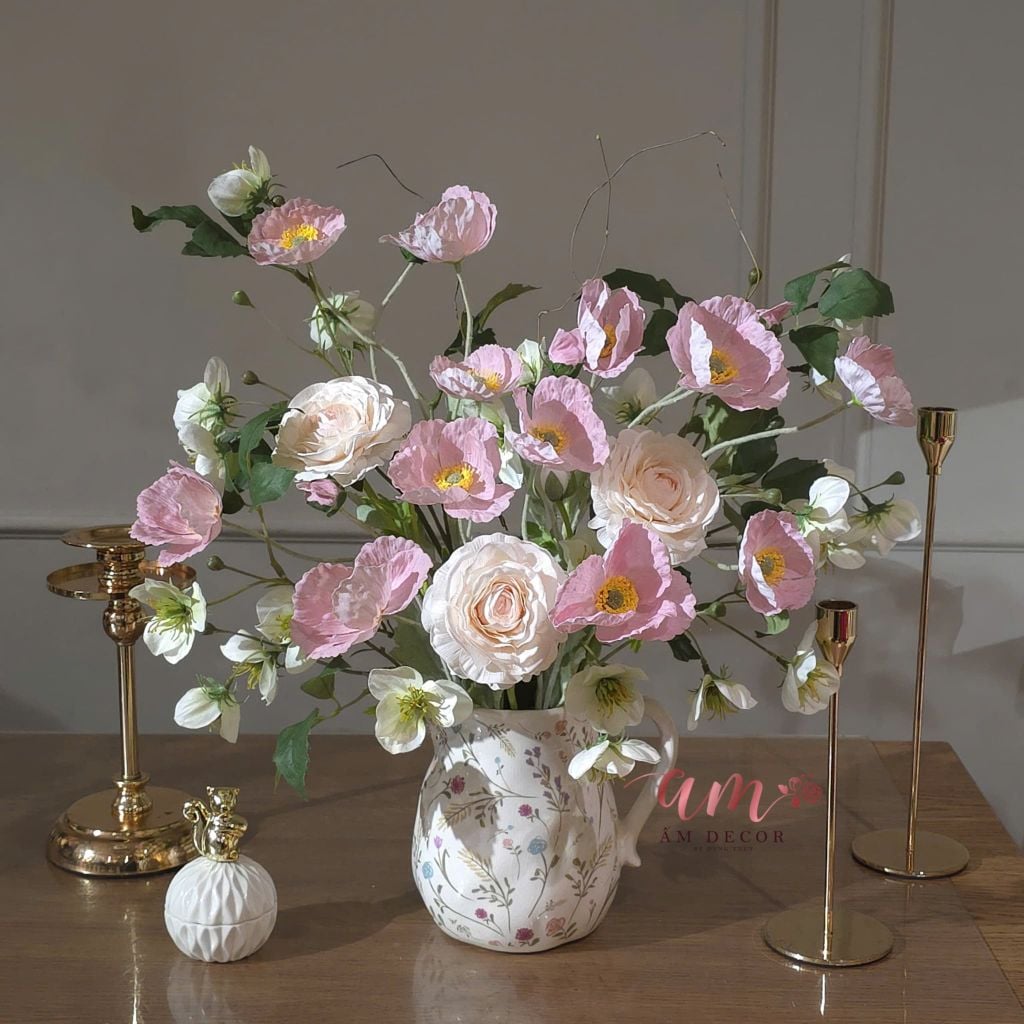 BÌNH HOA A RANUNCULUS PALE