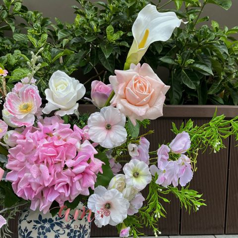  BÌNH HOA ART OF BLOOMS 