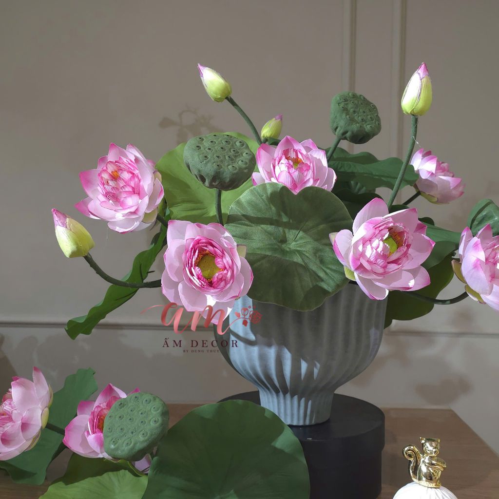 BÌNH HOA LOTUS BLUSH