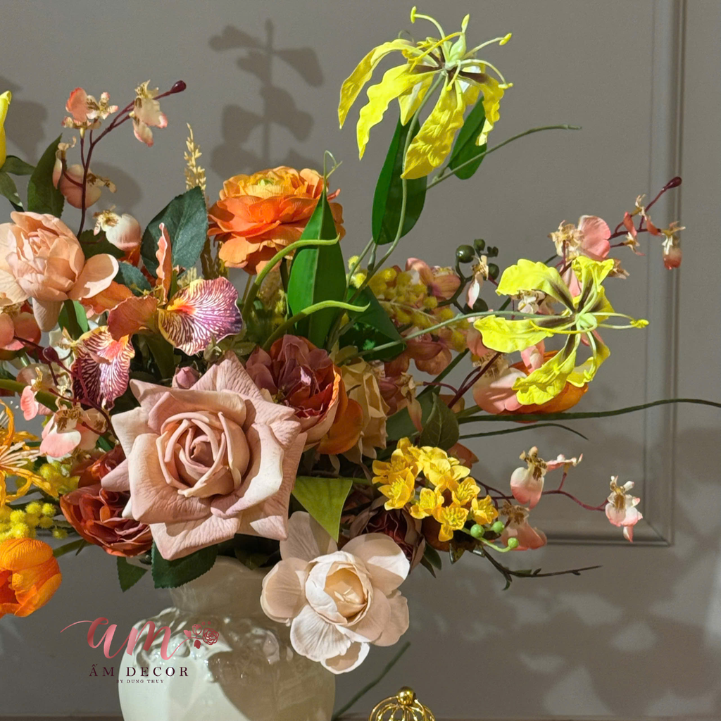 BÌNH HOA SOLARA FLAME