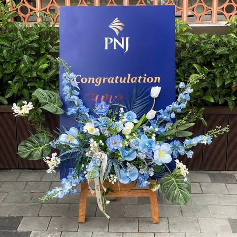  TRANG TRÍ BANNER HOA 