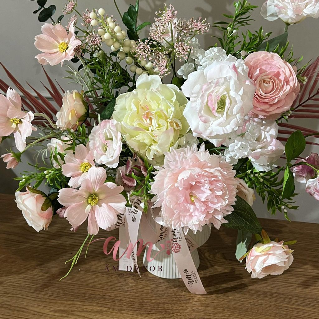 ZBÌNH HOA ADORA PETALS