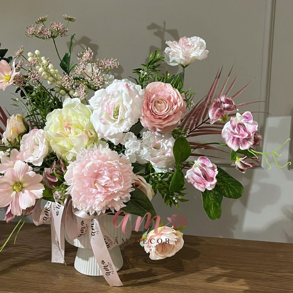 ZBÌNH HOA ADORA PETALS