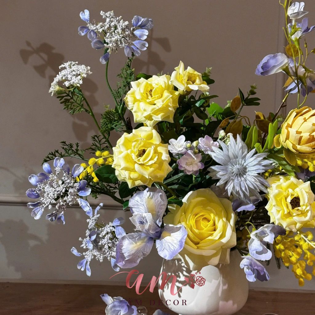 ZBÌNH HOA LAVENDER GOLD