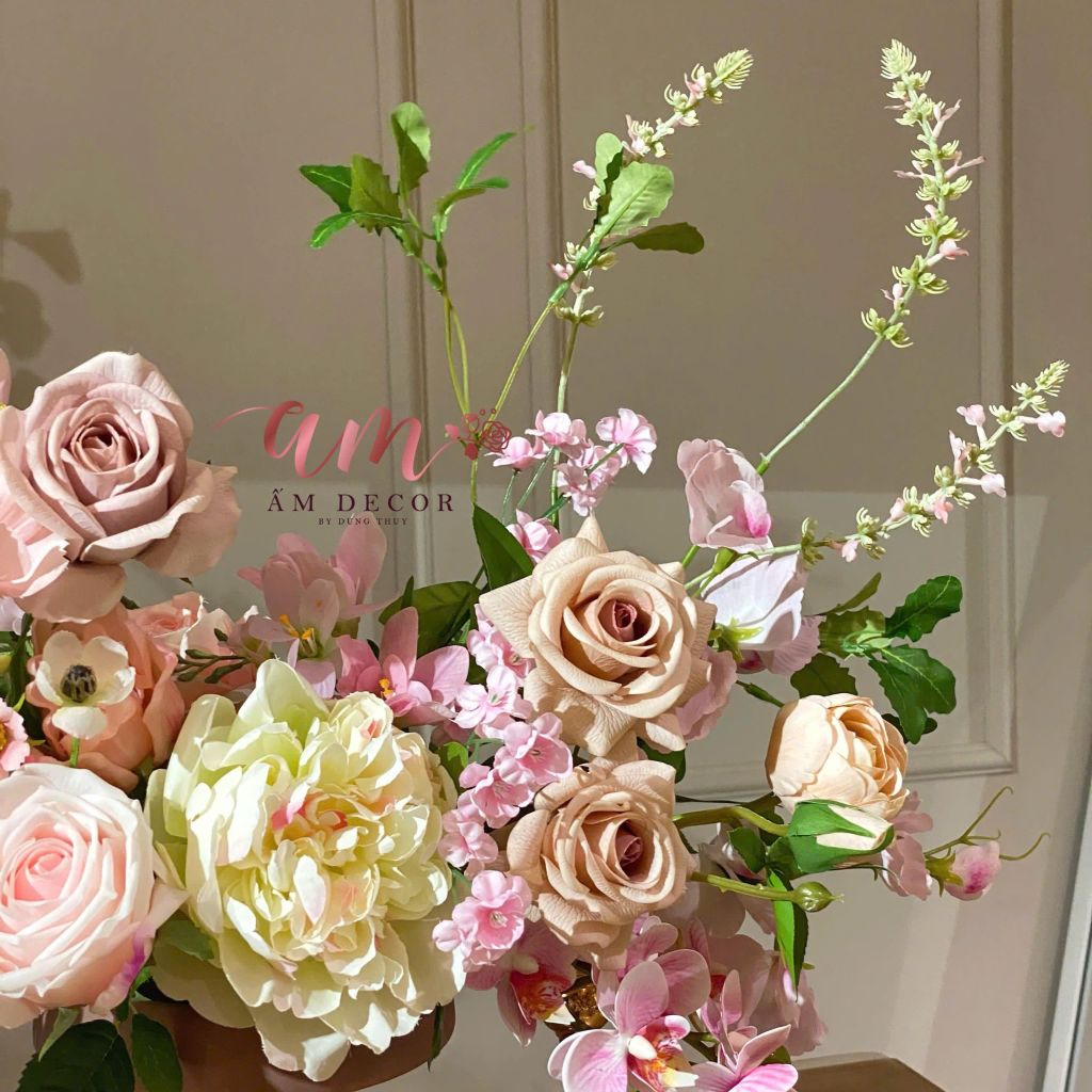 BÌNH HOA ROSÉ ARIA