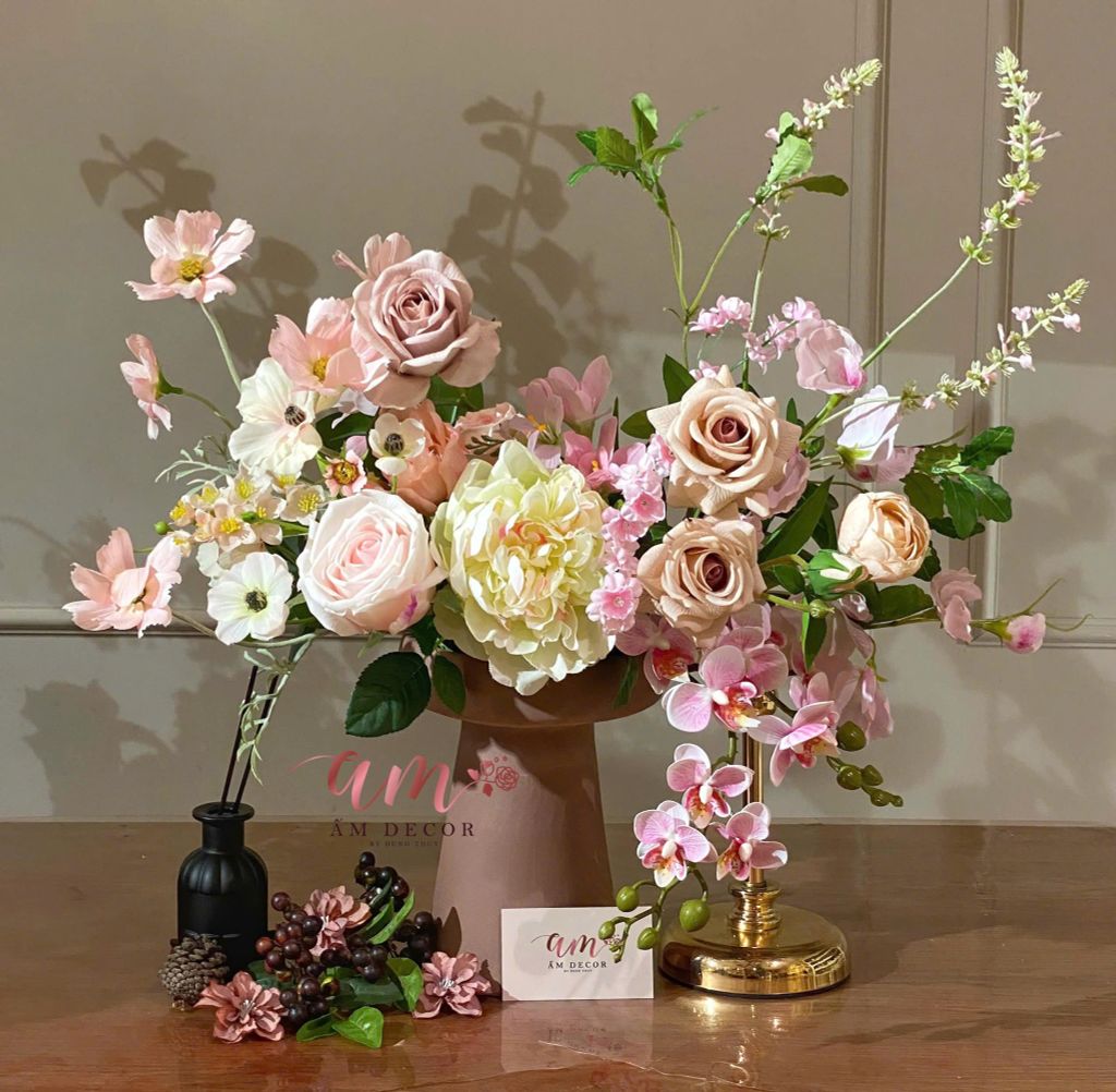 BÌNH HOA ROSÉ ARIA