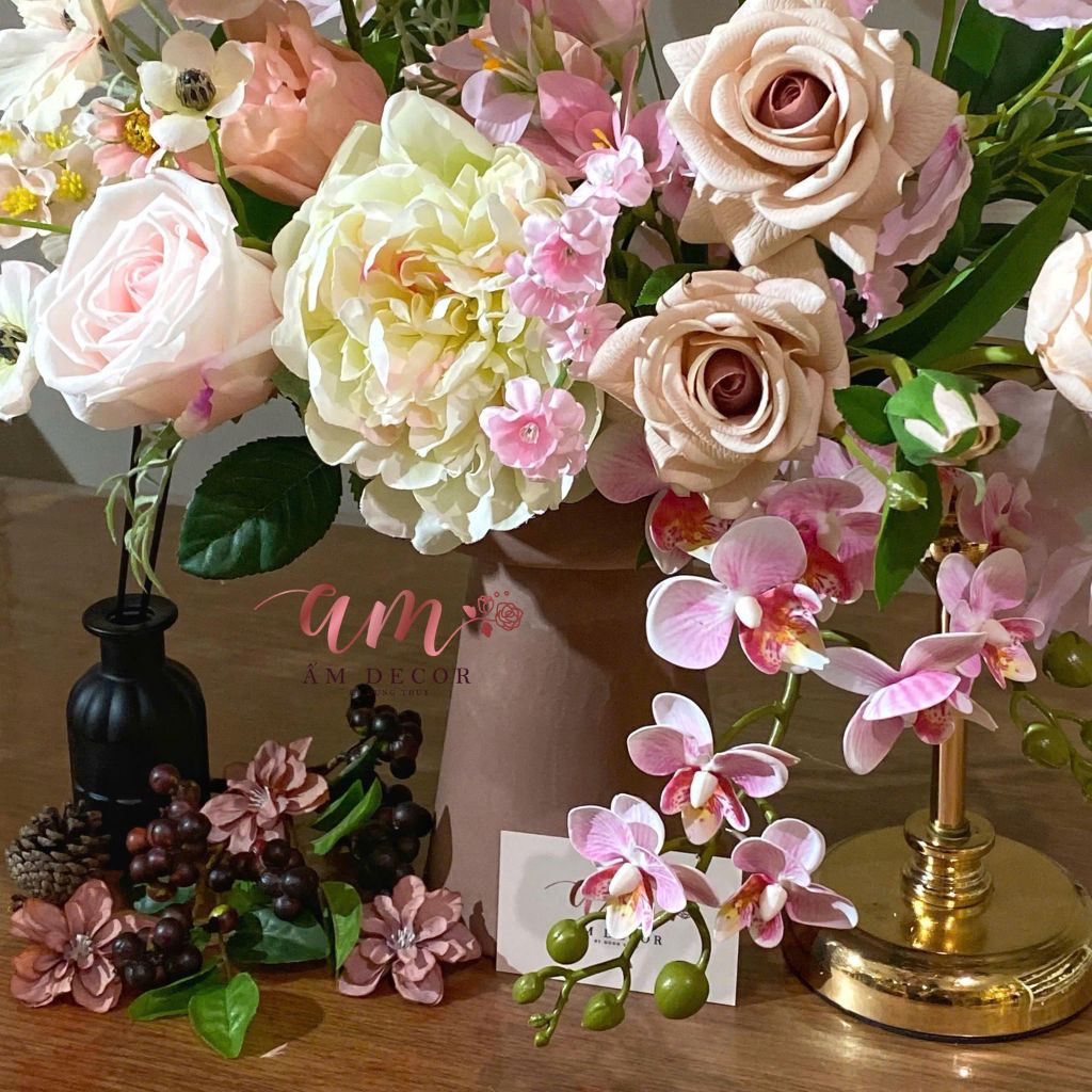 BÌNH HOA ROSÉ ARIA