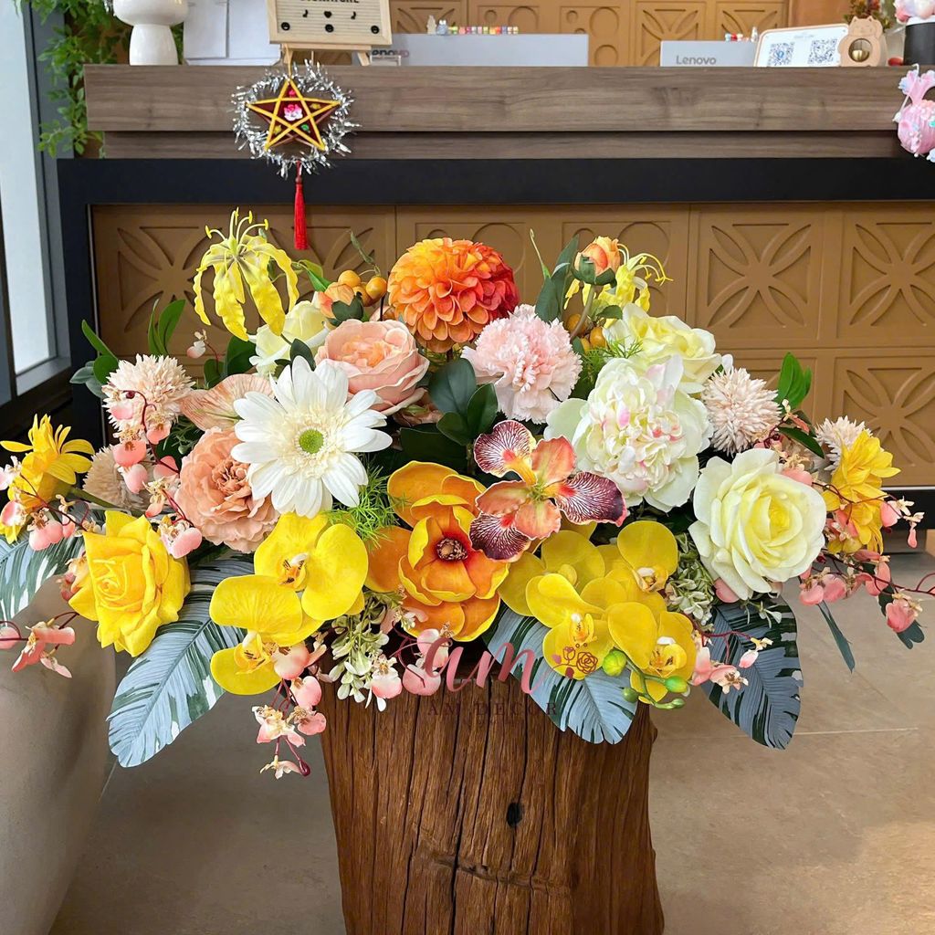 DẢI HOA BÀN HỌP BH064