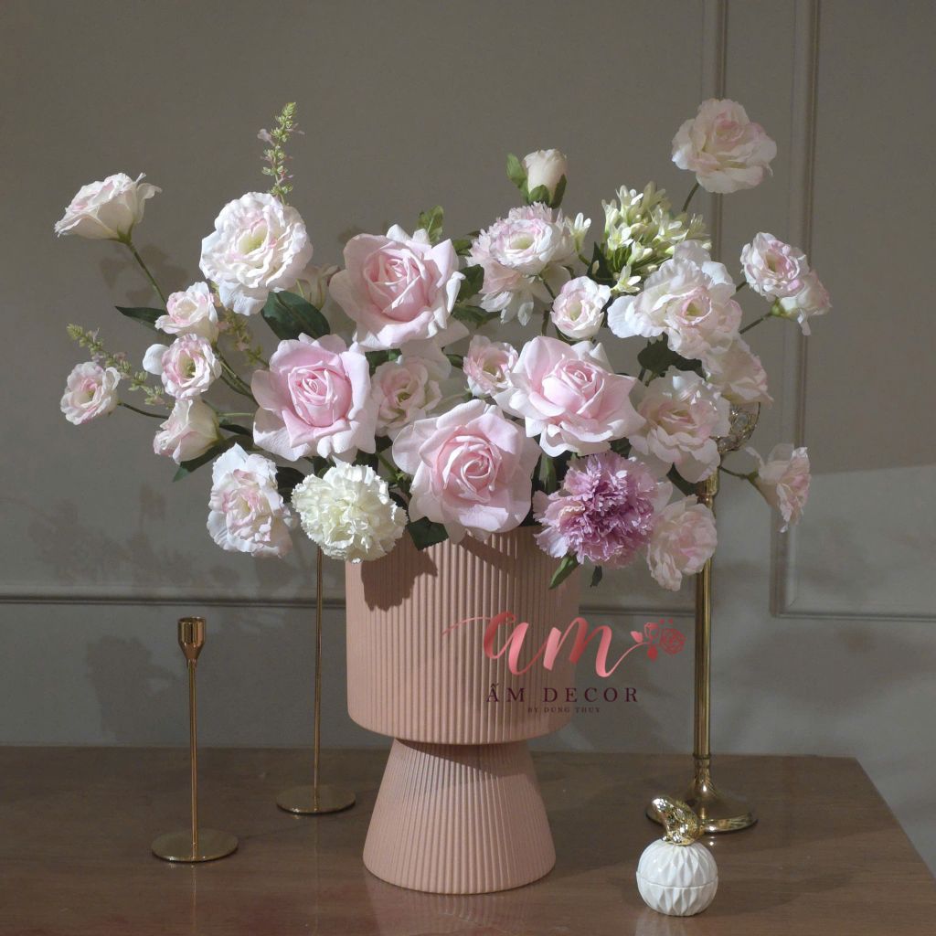 BÌNH HOA MUSE LADY