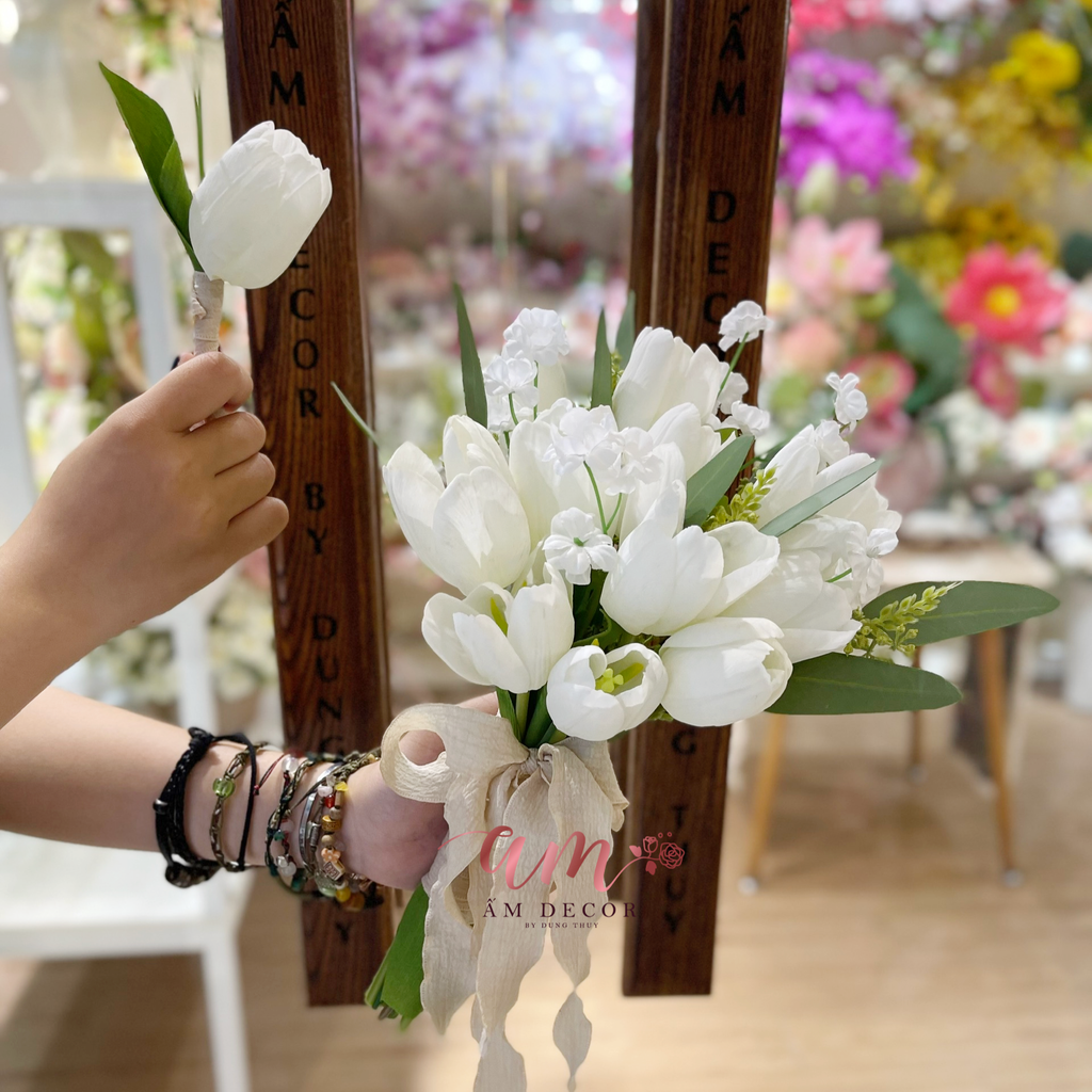 AMETHYST TULIP BLOOM