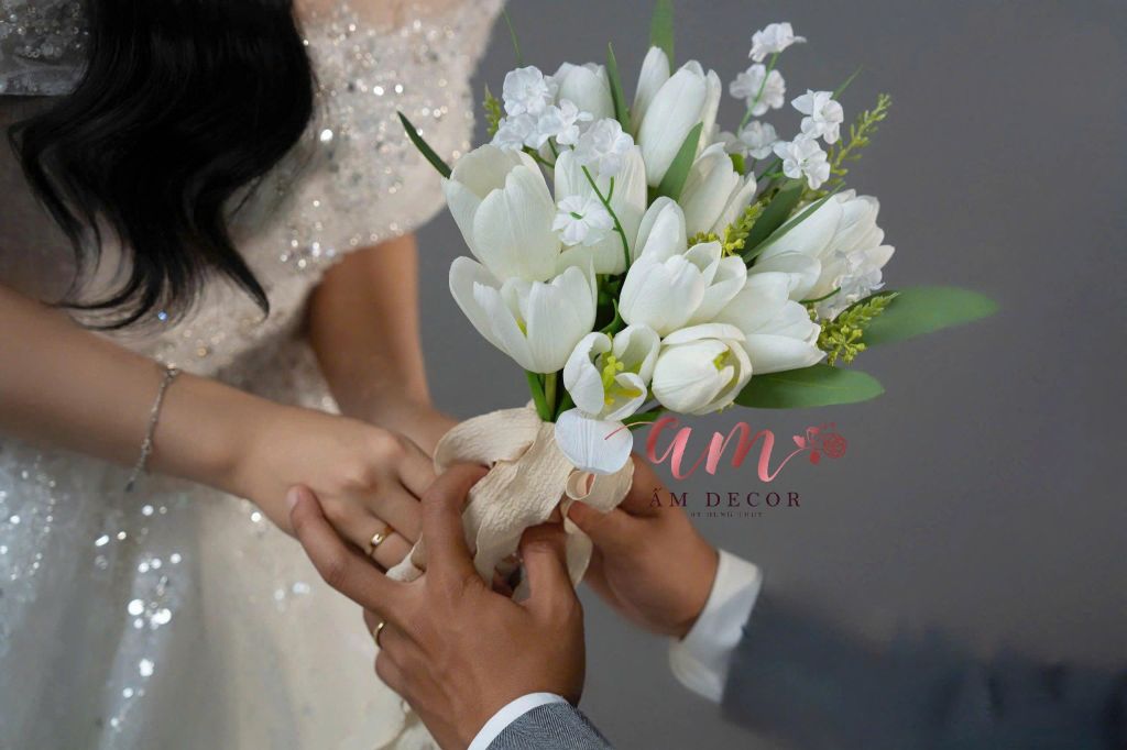 AMETHYST TULIP BLOOM