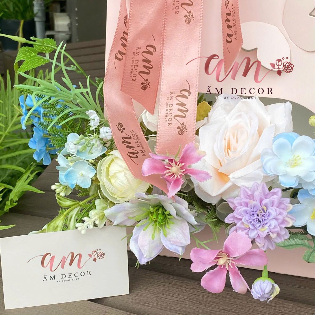 Giỏ Hoa Amber Bloom