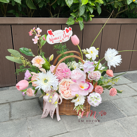  Giỏ Hoa Blooming Delight 