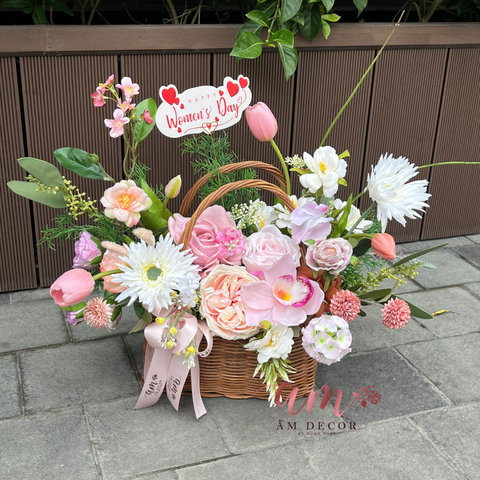  Giỏ Hoa Blooming Delight 