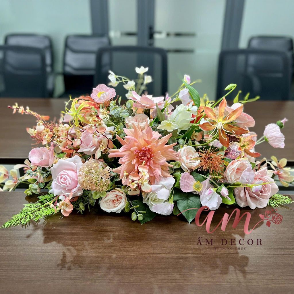 DẢI HOA BÀN HỌP BH068