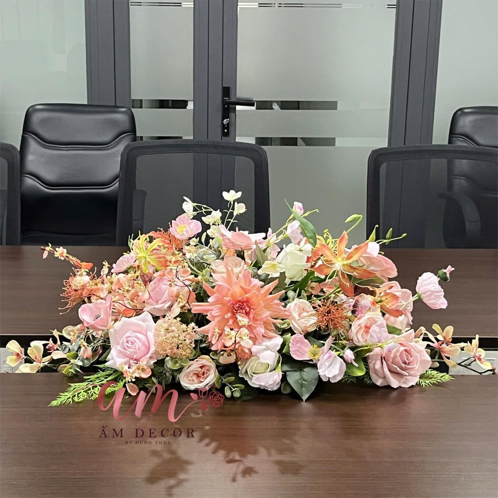 DẢI HOA BÀN HỌP BH068