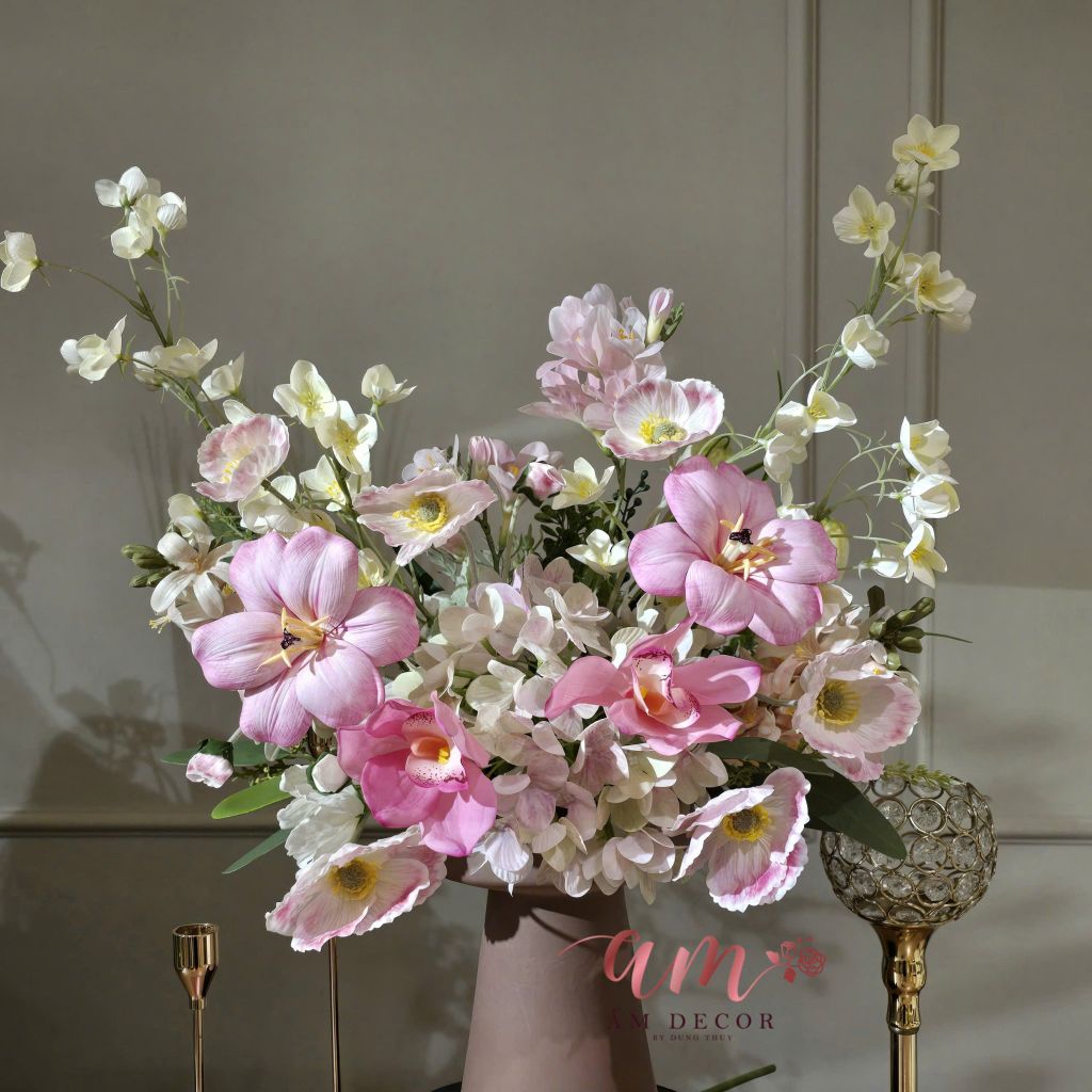 BÌNH HOA WHISPER OF FIRST LIGHT