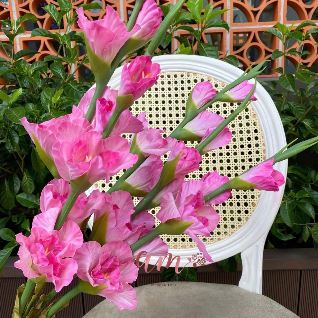 CÀNH HOA LAY ƠN LỤA ẨM (Hồng)