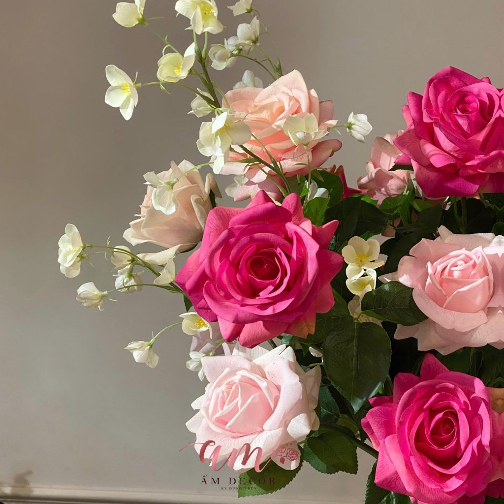 BÌNH HOA MAGNET ROSIE