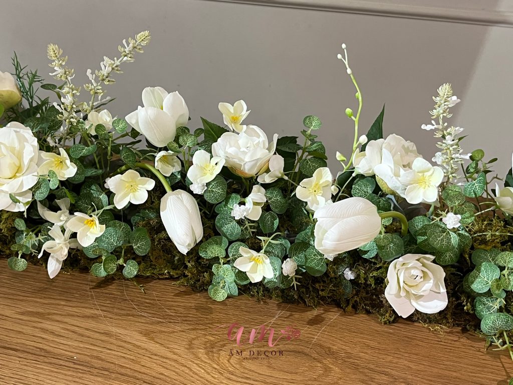 DẢI HOA IRIS TULIP WHITETEA DECOR