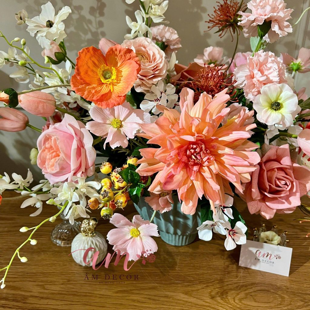 BÌNH HOA AILYNN NORAN