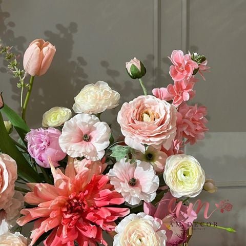  BÌNH HOA ARISTO FESTIVE BLOOM 