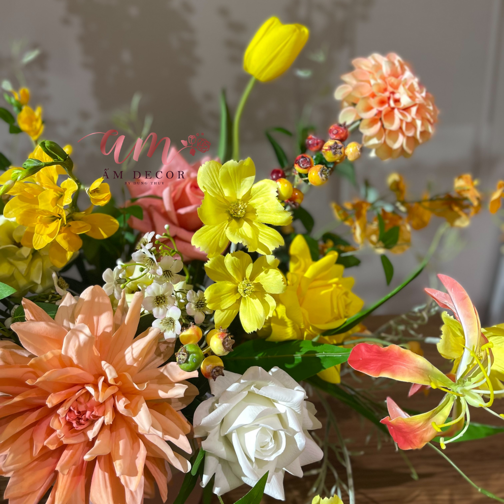 ZBÌNH HOA ADELINA FLORAL