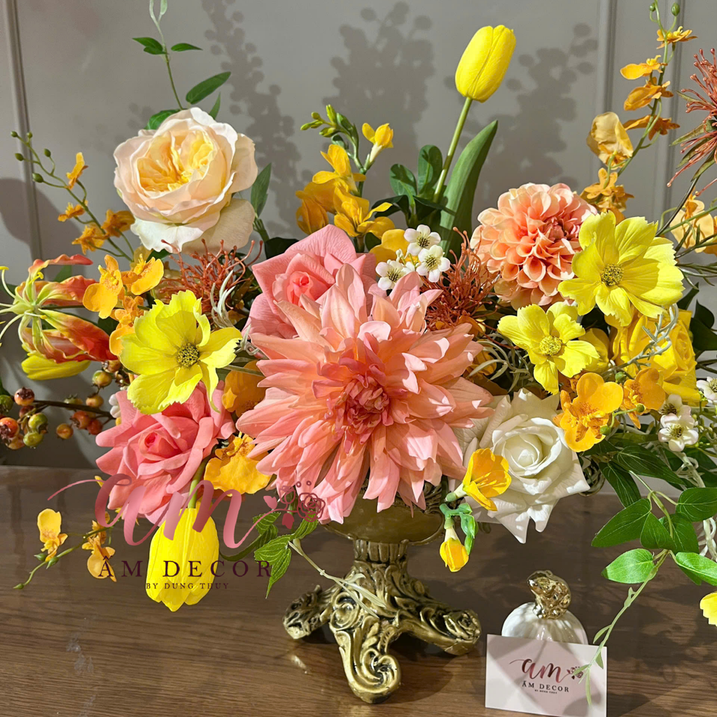 BÌNH HOA AESTRID SHINING