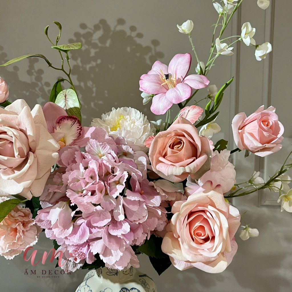 BÌNH HOA AMARIS ROYALE BLOOM