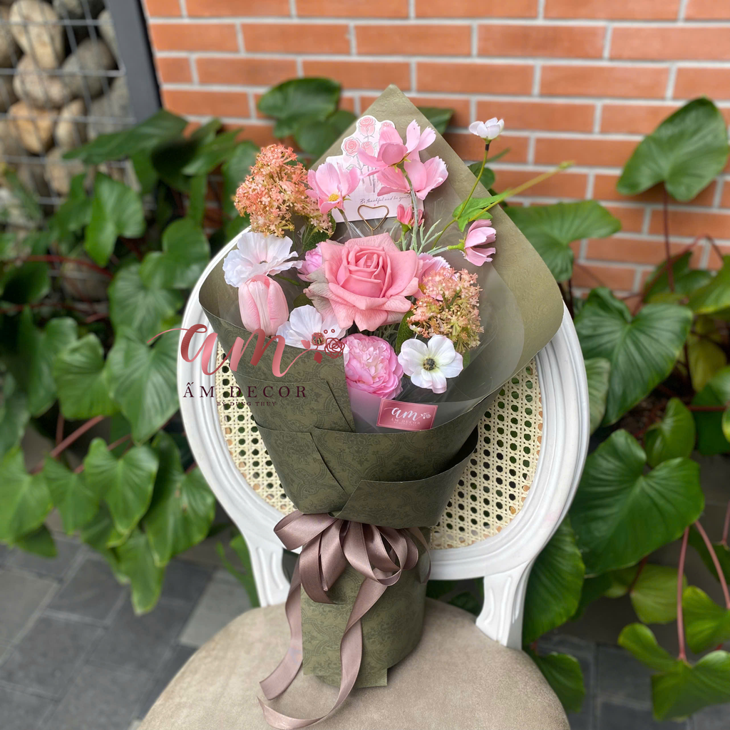 OPULENT BLOOM BOUQUET