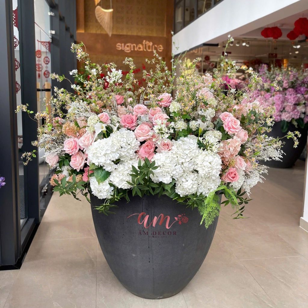 BÌNH HOA AASTORIA GRAND LOBBY BLOOM