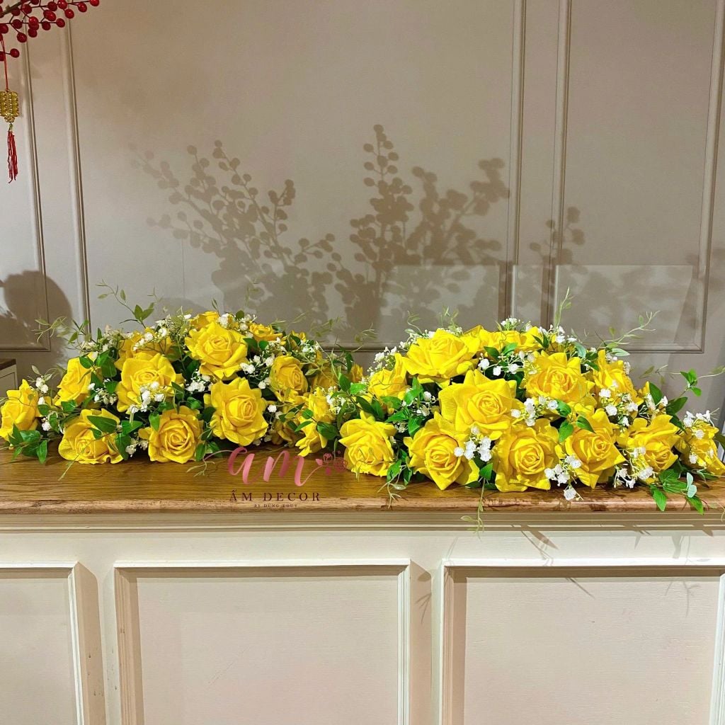 DẢI HOA BÀN HỌP BH080