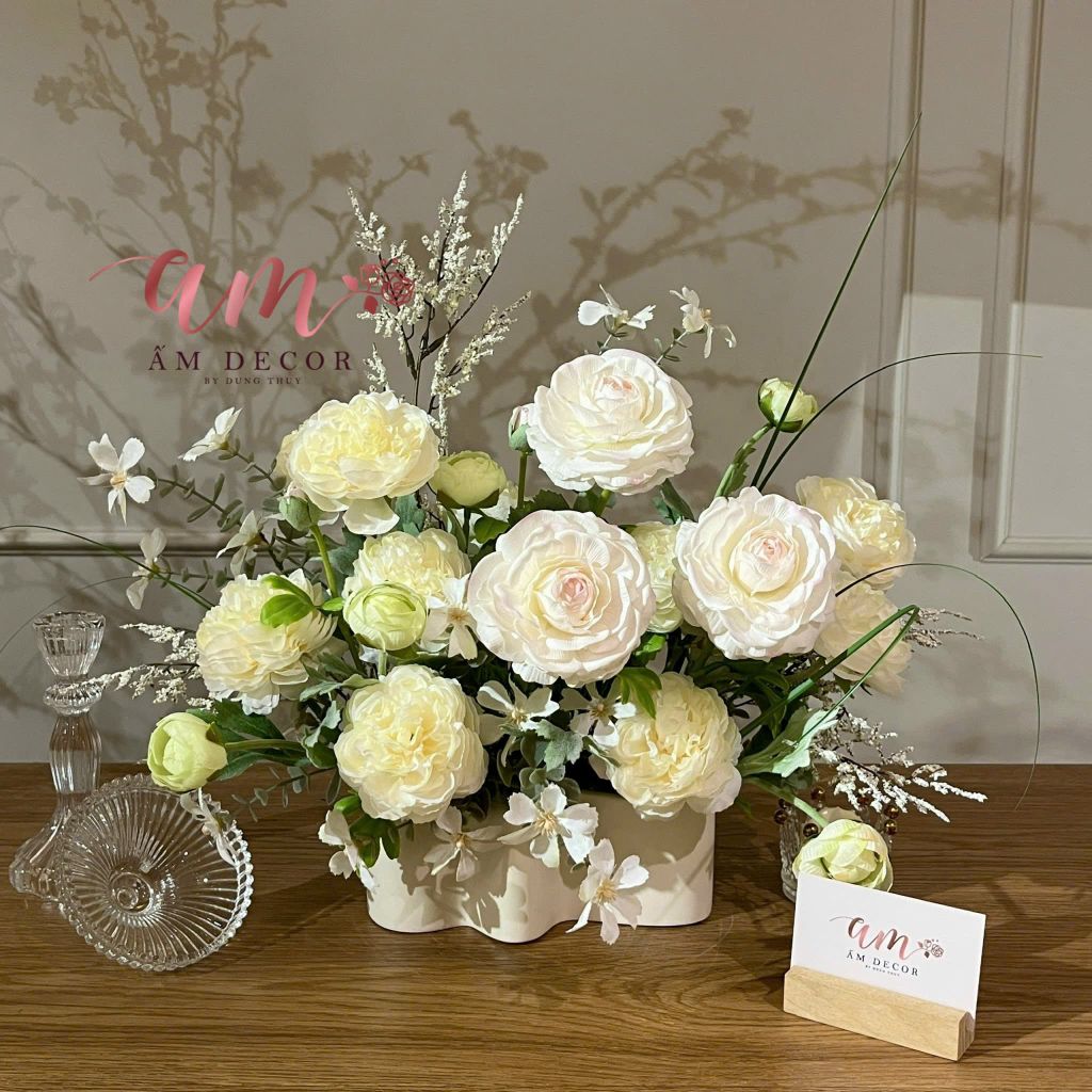 BÌNH HOA DIAMOND WHITE PEONY