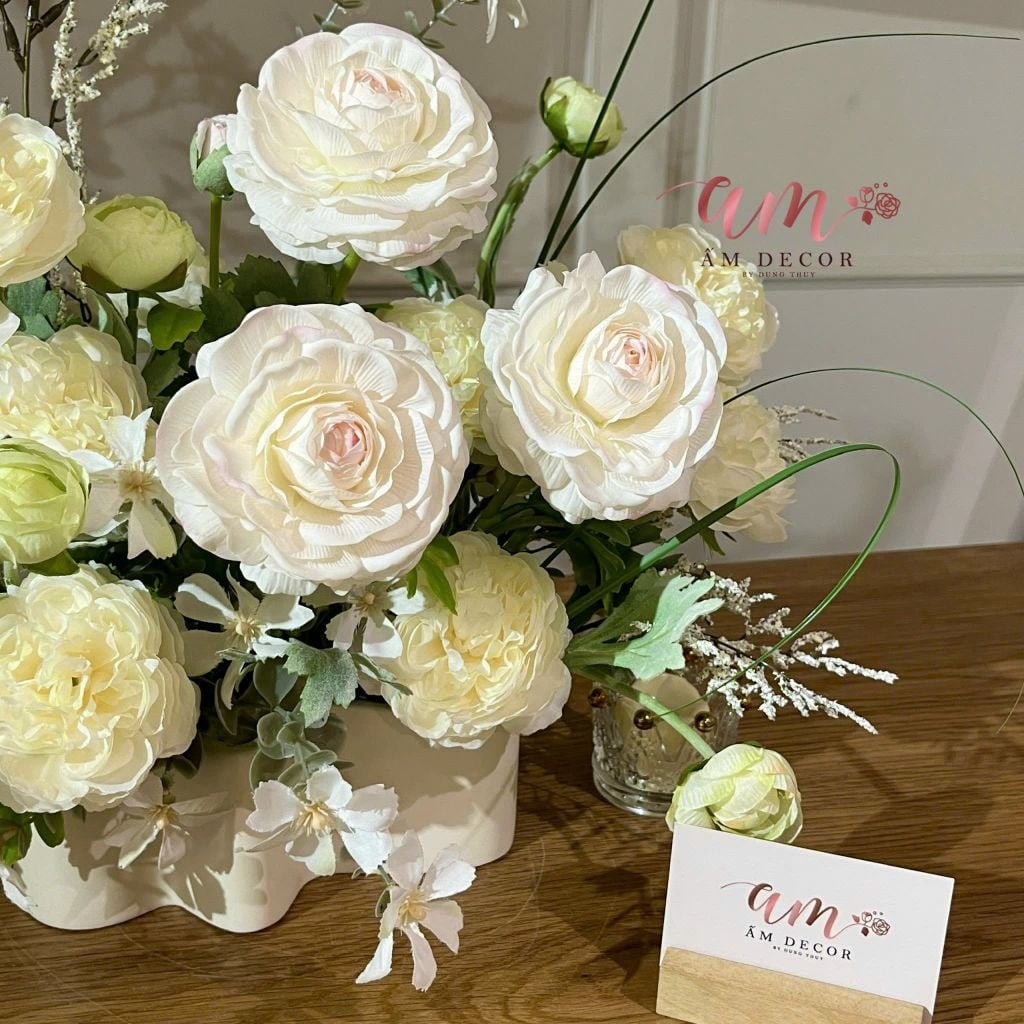 BÌNH HOA DIAMOND WHITE PEONY