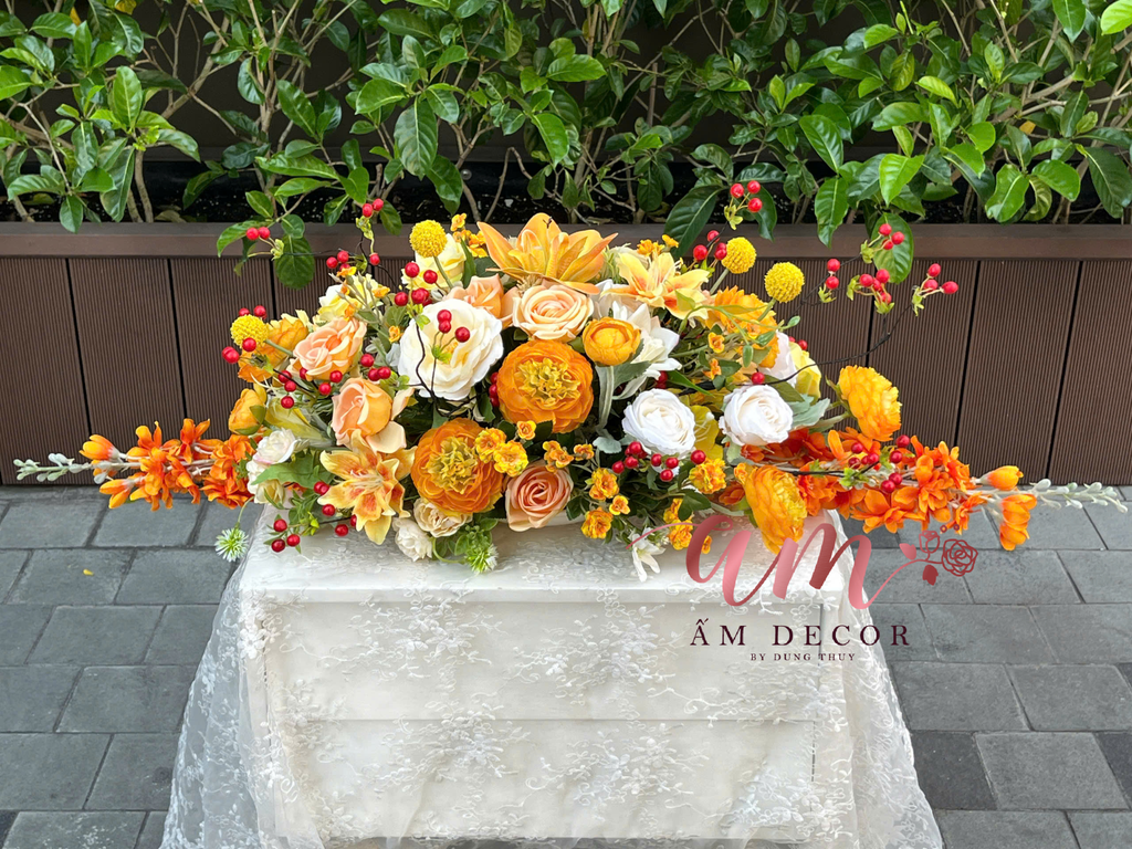 DẢI HOA BÀN HỌP BH083