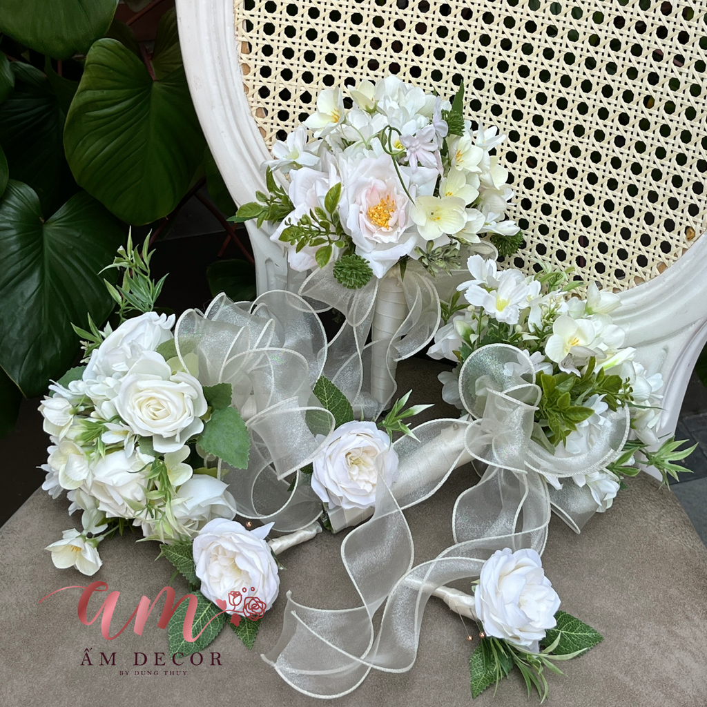 AURELIA LUXE POSY (BÓ HOA PHÙ DÂU)