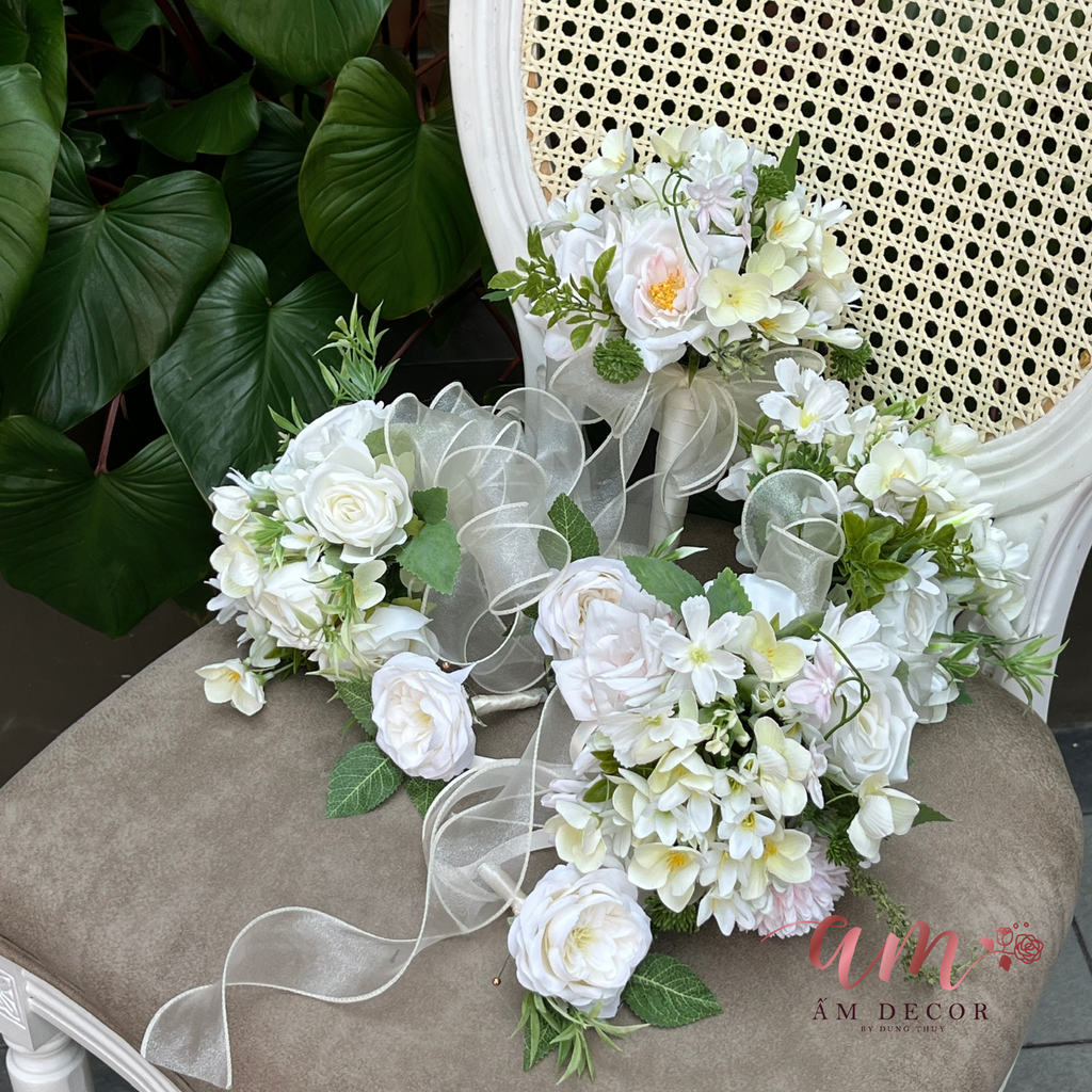 AURORA BRIDAL BOUQUET (HOA PHÙ DÂU CẦM TAY)