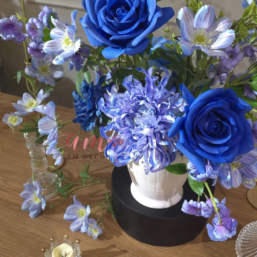 BÌNH HOA SAPPHIRE LUXE