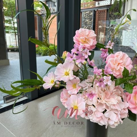  BÌNH HOA EVIE SOFT BLUSH 