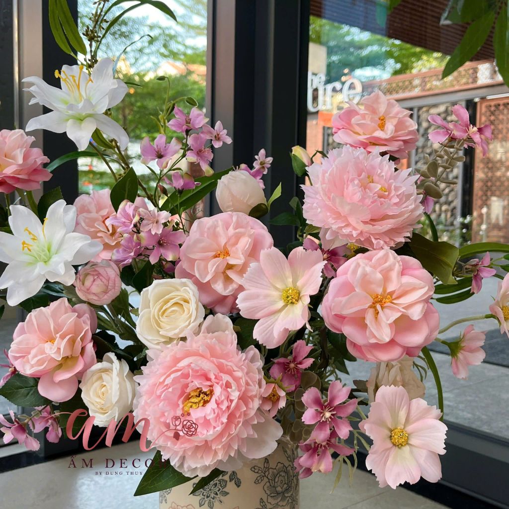 BÌNH HOA AVELINE BLUSH
