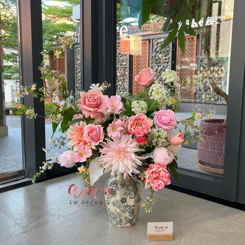 BÌNH HOA AESTHETIC BLOOM