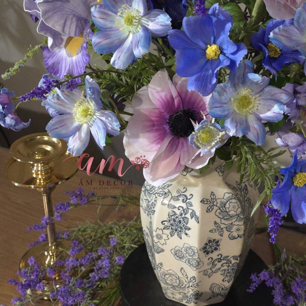 BÌNH HOA DREAMY BLUE LILAC DECOR