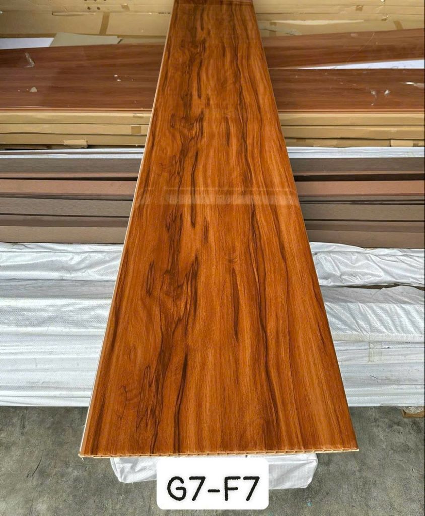 Tấm Ốp Nano Tráng Gương F2