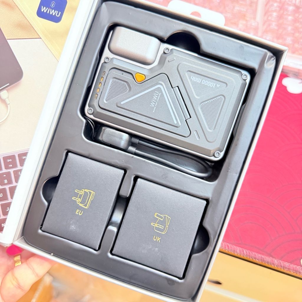 POWERBANK - SẠC DỰ PHÒNG WIWU WI-P057 POWER BANK 10000 MAH PREMIUM 35W