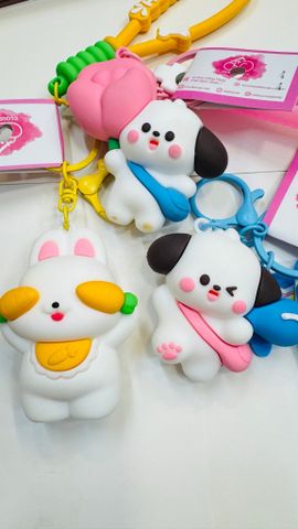 Móc Khóa Chó & Thỏ Cà Rốt Dây Happy Nhiều Mẫu