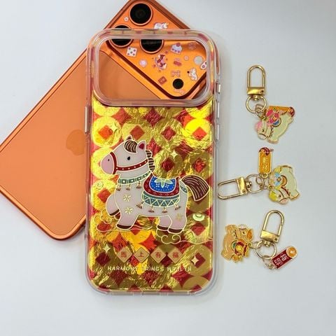 Case Ốp điện thoại iPhone Ngựa May Mắn Ánh Xà Cừ Vàng Đỏ iPhone 12/13/14/15/16/17Pro/Promax - Mã Thượng Hữu Phúc - Harmony Brings Wealth - TẾT